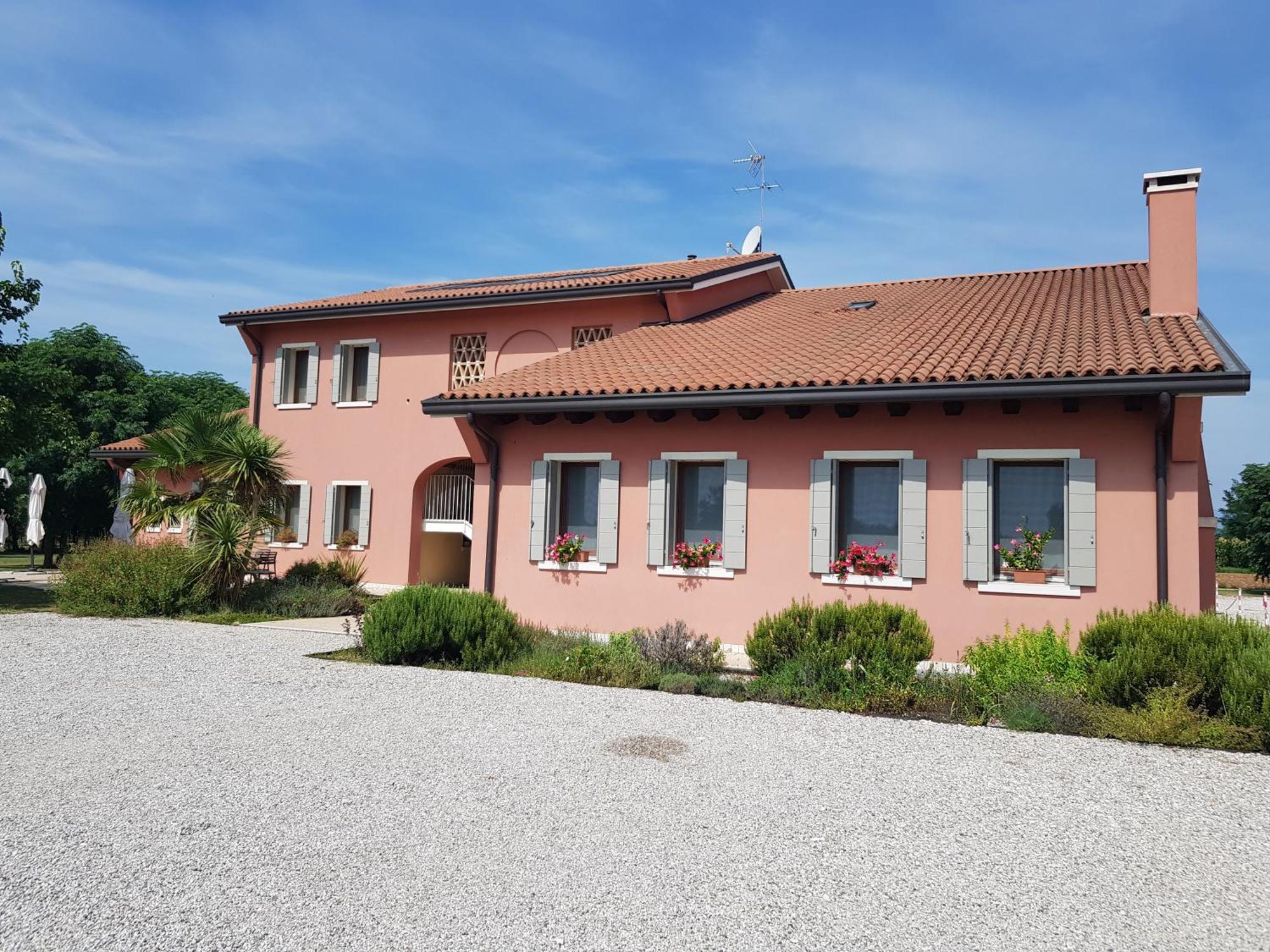 Agriturismo Casa Rossa Postioma Kültér fotó