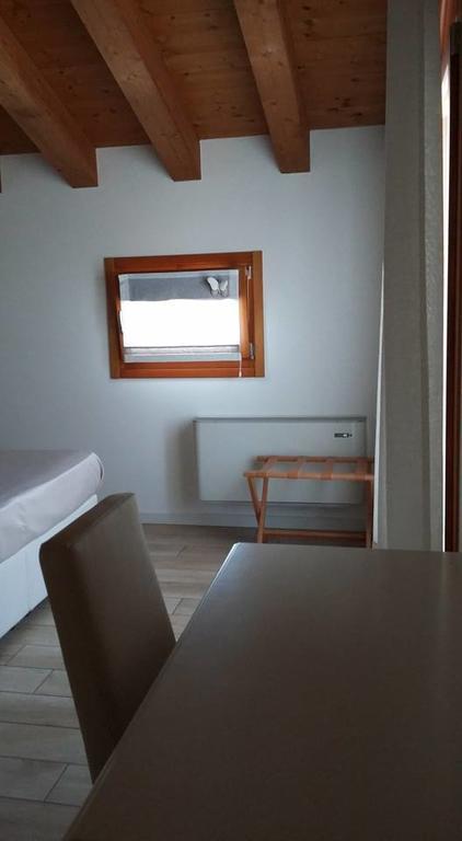 Agriturismo Casa Rossa Postioma Kültér fotó