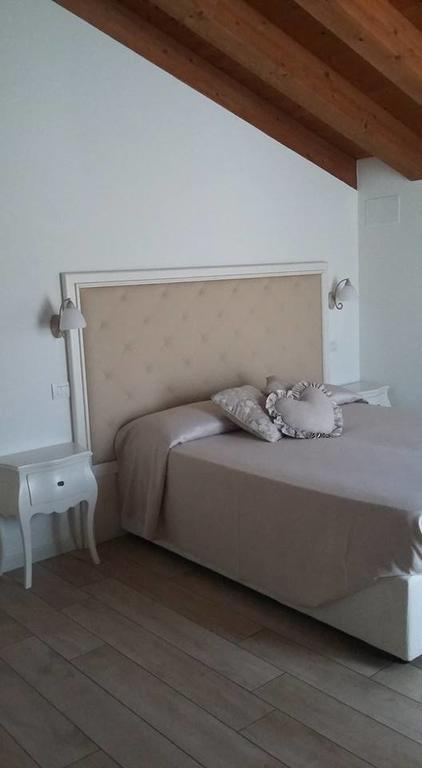 Agriturismo Casa Rossa Postioma Kültér fotó