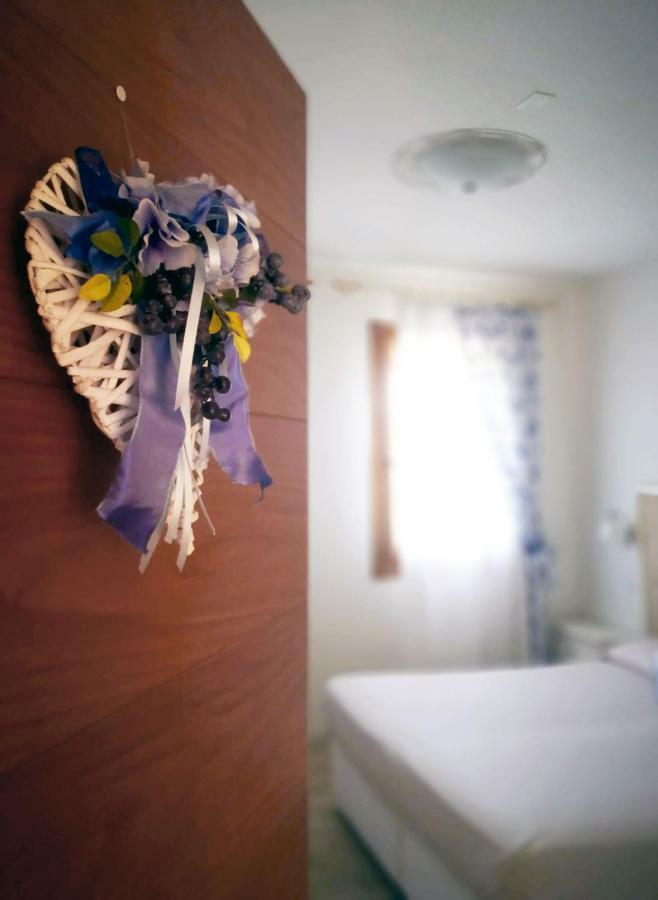 Agriturismo Casa Rossa Postioma Kültér fotó