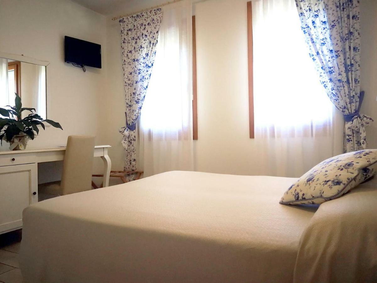 Agriturismo Casa Rossa Postioma Kültér fotó